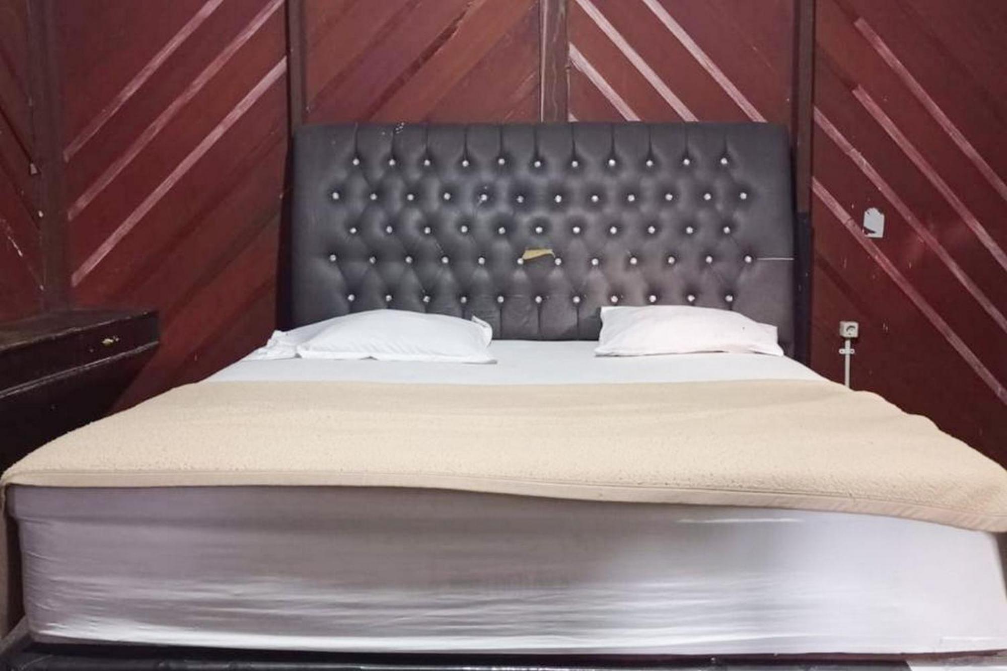 Hotel Pantai Panjang Bengkulu Redpartner Exteriör bild
