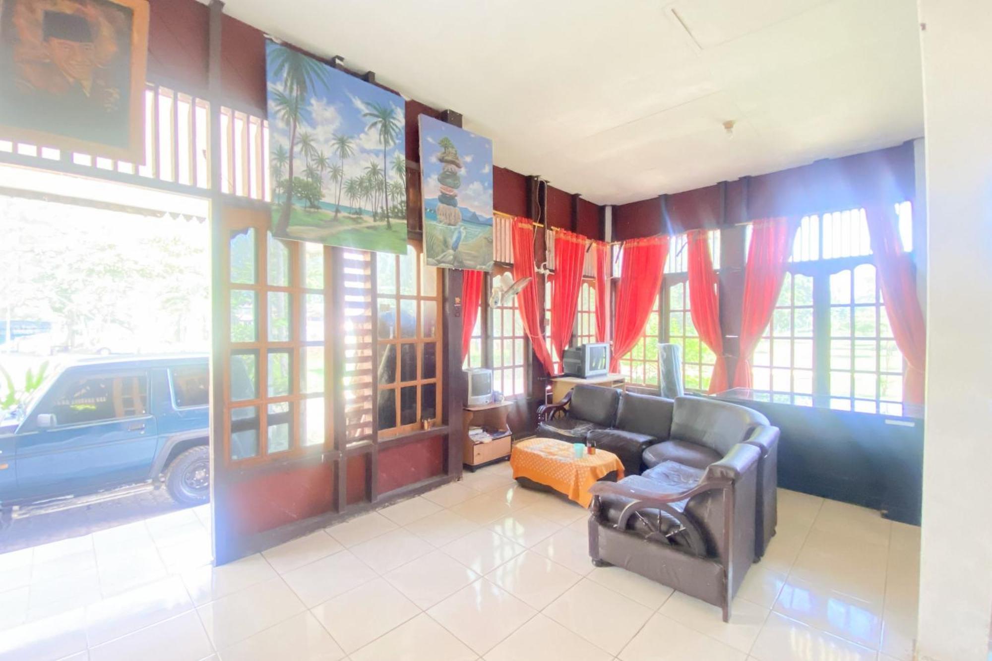 Hotel Pantai Panjang Bengkulu Redpartner Exteriör bild
