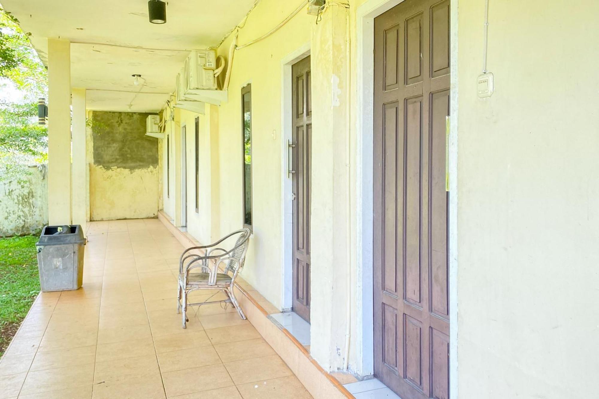 Hotel Pantai Panjang Bengkulu Redpartner Exteriör bild